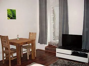 Haberlgasse Апартаменти *